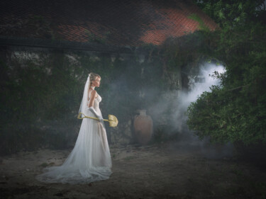 Φωτογραφία με τίτλο "The Bride’s Tale" από Dmitry Ersler, Αυθεντικά έργα τέχνης, Ψηφιακή φωτογραφία
