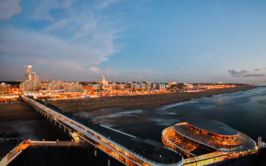 Photography titled "Scheveningen pier" by Dmitry Litosh, Original Artwork, Digital Photography