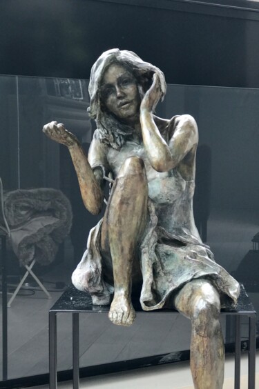 Sculpture titled "NINON" by Dominique Beyssey, Original Artwork