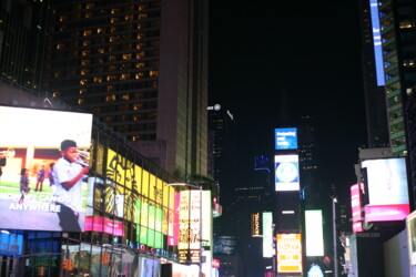 Photographie intitulée "Times Square 25" par Dominique Goujard, Œuvre d'art originale