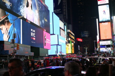 Fotografie mit dem Titel "Times Square 39" von Dominique Goujard, Original-Kunstwerk