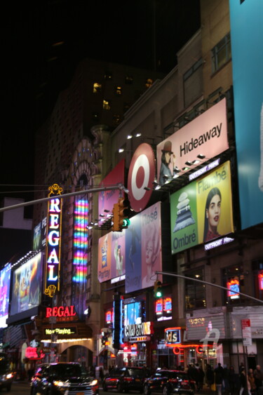 Photographie intitulée "Times Square 93" par Dominique Goujard, Œuvre d'art originale