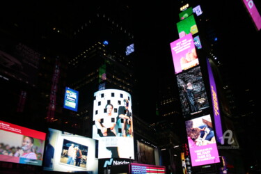Photographie intitulée "Times Square 114" par Dominique Goujard, Œuvre d'art originale