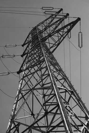 Photographie intitulée "8509 Pylone" par Dominique Goujard, Œuvre d'art originale