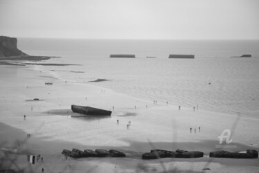 Photographie intitulée "50 plage du débarqu…" par Dominique Goujard, Œuvre d'art originale, Photographie numérique