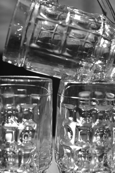 Fotografie mit dem Titel "1151 verres de bière" von Dominique Goujard, Original-Kunstwerk, Digitale Fotografie