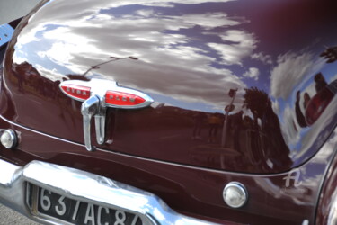 Photography titled "2463 voiture ancien…" by Dominique Goujard, Original Artwork, Digital Photography