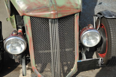 Photographie intitulée "2514 voiture ancien…" par Dominique Goujard, Œuvre d'art originale, Photographie numérique