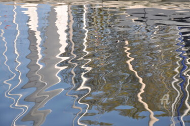 Photographie intitulée "Reflet sur eau" par Dominique Goujard, Œuvre d'art originale