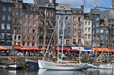 Photographie intitulée "Port de plaisance d…" par Dominique Goujard, Œuvre d'art originale