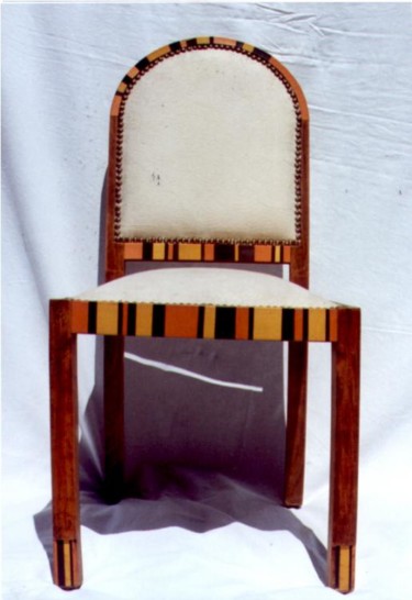 Design intitulée "la chaise marquettés" par Dominique Marthouret, Œuvre d'art originale
