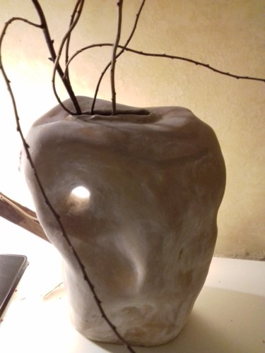 Skulptur mit dem Titel "Vase buste" von Dominique Mosseray, Original-Kunstwerk, Keramik