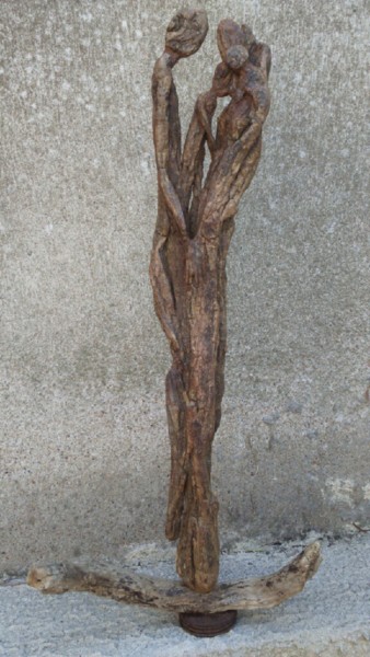 Sculpture titled "les réfugiés" by Dominique Ruisseau, Original Artwork, Wood