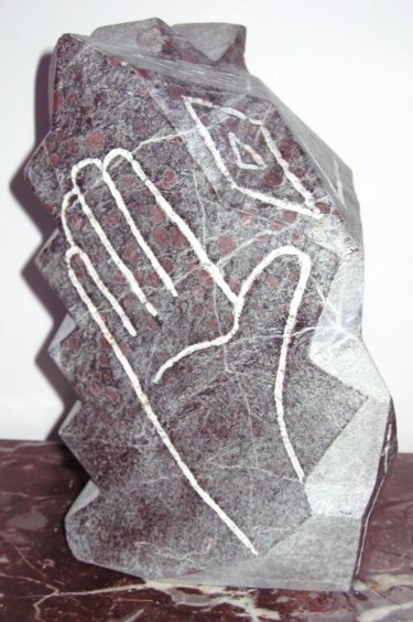 Sculpture intitulée "idole aux pictogram…" par Bertrand Donnot, Œuvre d'art originale, Papier