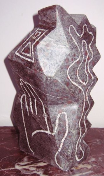 Sculpture intitulée "idole aux pictogram…" par Bertrand Donnot, Œuvre d'art originale, Pierre