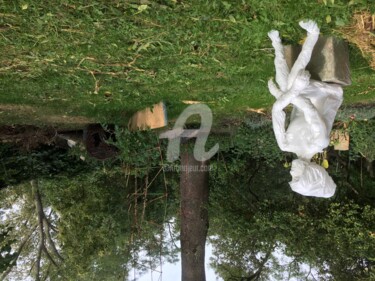 Sculpture intitulée "Au détour du jardin…" par Madorssane, Œuvre d'art originale, Plastique