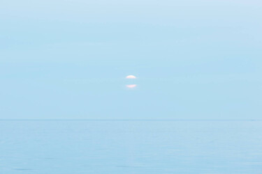 Photography titled "HALF MOON L.E. 2/3" by Dmitry Pitenin, Original Artwork, Non Manipulated Photography