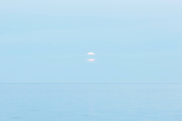 Photographie intitulée "HALF MOON L.E. 2/3" par Dmitry Pitenin, Œuvre d'art originale, Photographie non manipulée