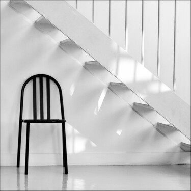 Photographie intitulée "La chaise" par Francoise Dufau, Œuvre d'art originale, Photographie numérique