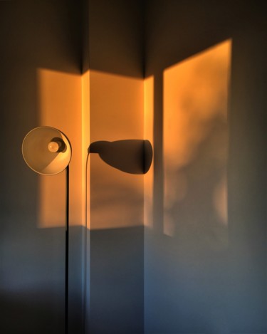 Photographie intitulée "Light and shadow" par Eve-Anne Trehin, Œuvre d'art originale, Photographie numérique