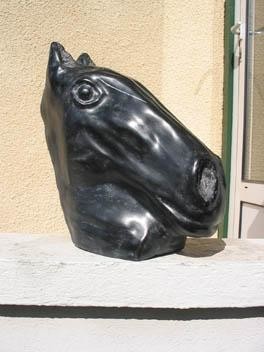 Sculpture titled "Tête de cheval noir" by Bernard Lougarre, Original Artwork