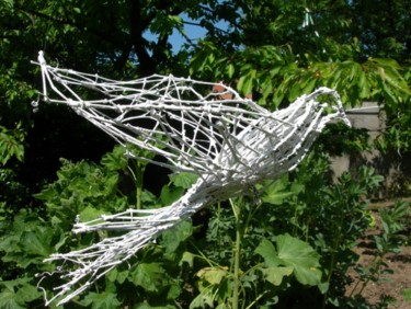 Sculpture intitulée "Colombe blessée" par Bernard Lougarre, Œuvre d'art originale, Bois