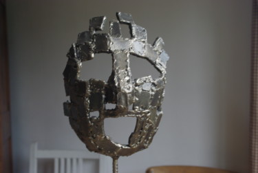 Sculpture intitulée "tHe mASk.jpg" par Edgar Boutanche, Œuvre d'art originale, Métaux