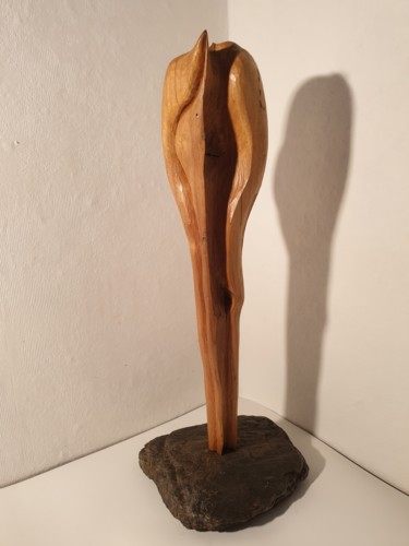 Sculpture intitulée ""Posture"" par Toya, Œuvre d'art originale, Bois Monté sur Pierre