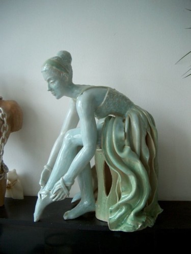 Skulptur mit dem Titel "ballerina" von Emohd, Original-Kunstwerk