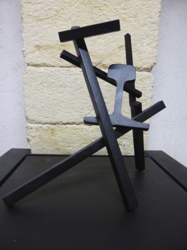 Sculpture intitulée "EldeKan "Black Trav…" par Eldekan, Œuvre d'art originale, Métaux