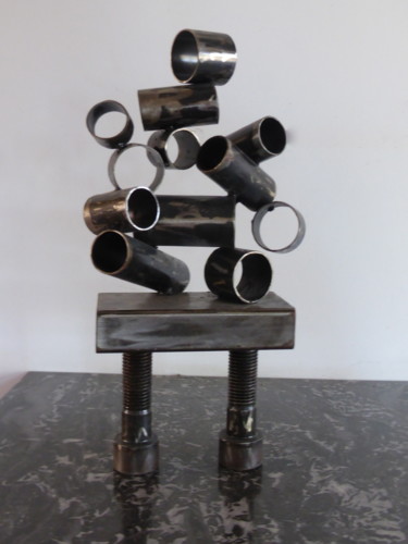 Sculpture intitulée "EldeKan "Tubes équi…" par Eldekan, Œuvre d'art originale, Métaux