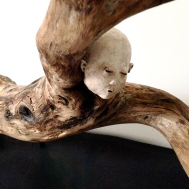 雕塑 标题为“Ewo” 由Eleanor Gabriel, 原创艺术品, 木
