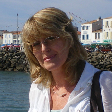 Elena Cotté Profile Picture Large