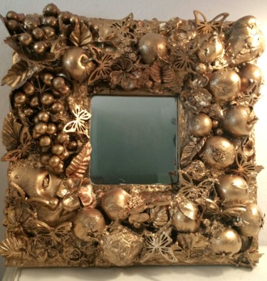 Escultura intitulada ""Artist mirror.Gold…" por Elena Kraft, Obras de arte originais, Cerâmica