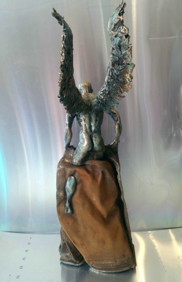 Sculpture intitulée ""Michael "" par Elena Kraft, Œuvre d'art originale, Pâte polymère