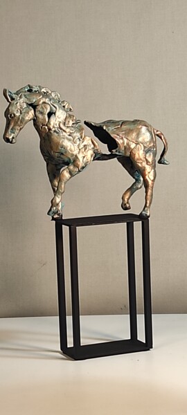 Skulptur mit dem Titel ""Agnesa"" von Elena Kraft, Original-Kunstwerk, Ton