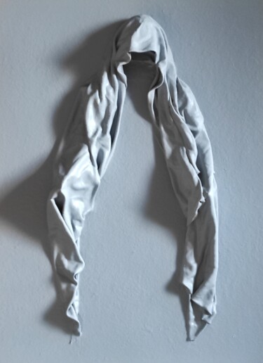 Sculpture intitulée ""Phantom" unique re…" par Elena Kraft, Œuvre d'art originale, Plastique Monté sur Panneau de bois
