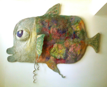 Textile Art titled "Melancholic fish" by Elena Tzirulnik, Original Artwork, Thread Mounted on Metal