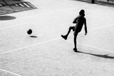 Photography titled "The ball #3" by Elena Raceala, Original Artwork, Digital Photography