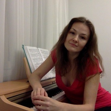 Elena Sharapova Profile Picture Large