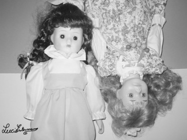 Photographie intitulée "de poupées meilleur…" par Lucie Estermann, Œuvre d'art originale, Photographie numérique