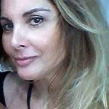Eliana Carvalho Profile Picture Large