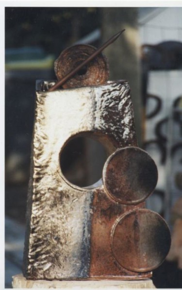 Sculpture intitulée "rond en rouille" par Eliane Fabbro, Œuvre d'art originale, Céramique