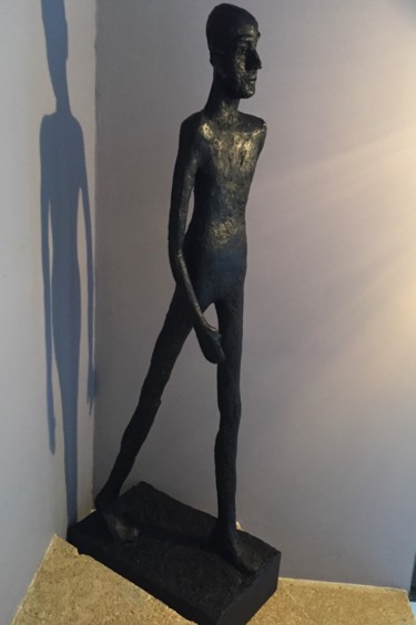 Sculpture titled "Sylvestre" by Elisabeth Aloccio, Original Artwork, Bronze