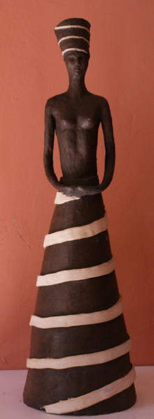 Sculpture intitulée "Nefertiti" par Elisabeth Aloccio, Œuvre d'art originale, Argile