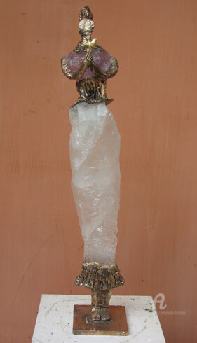 Sculpture intitulée "Jeune fille au miro…" par Elisabeth Brainos, Œuvre d'art originale, Bronze