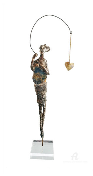 Sculpture titled "L'équilibriste du c…" by Elisabeth Brainos, Original Artwork, Bronze
