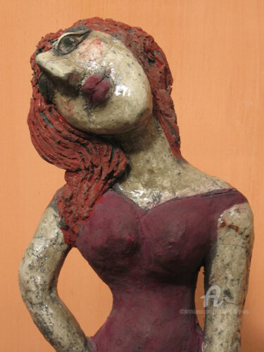 Sculpture intitulée "oui mais debutante…" par Elisabeth Brainos, Œuvre d'art originale