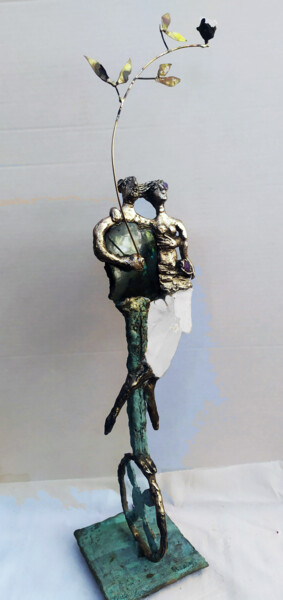Sculpture intitulée "couple sur la roue…" par Elisabeth Brainos, Œuvre d'art originale, Bronze