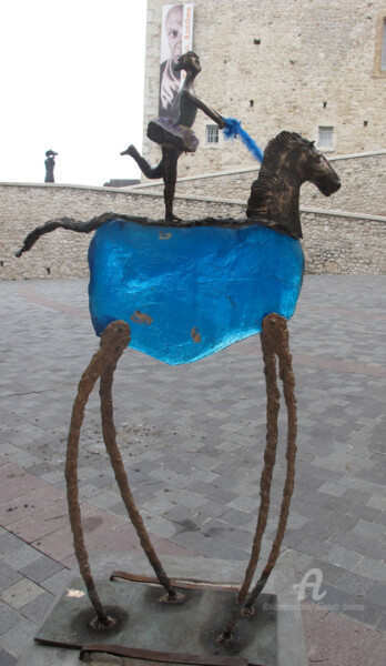 Skulptur mit dem Titel "L'écuyère sur cheva…" von Elisabeth Brainos, Original-Kunstwerk, Bronze